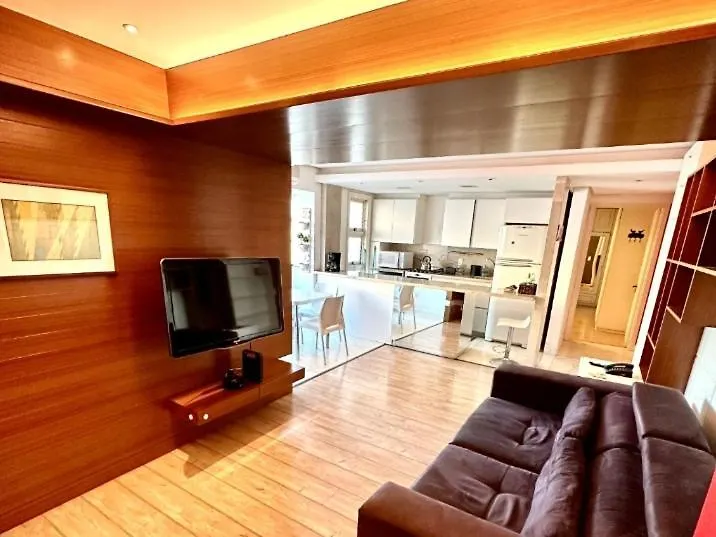 Flat Bem Localizado, Espacoso E Infraestrutura Completa Porto Alegre