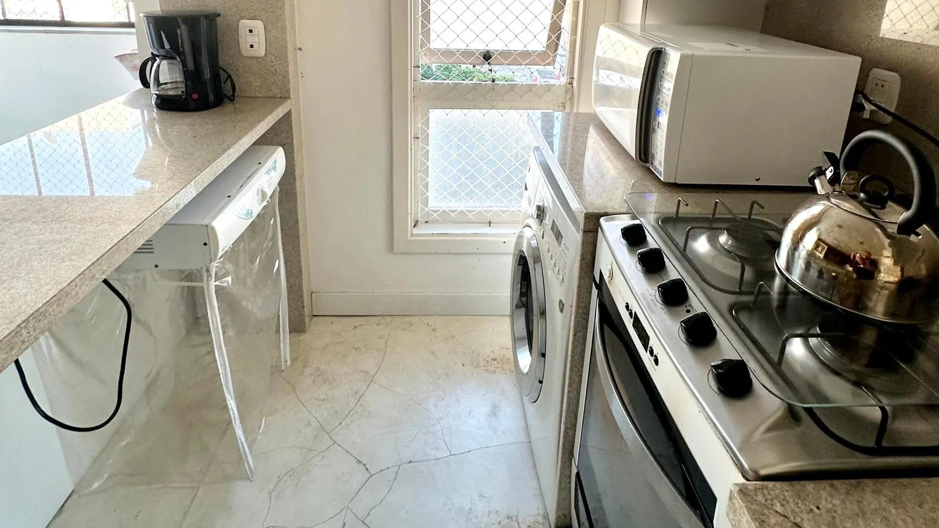Lägenhet Flat Bem Localizado, Espacoso E Infraestrutura Completa Porto Alegre