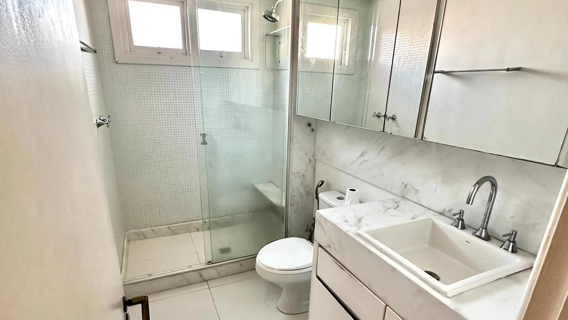 Flat Bem Localizado, Espacoso E Infraestrutura Completa Porto Alegre Brasilien